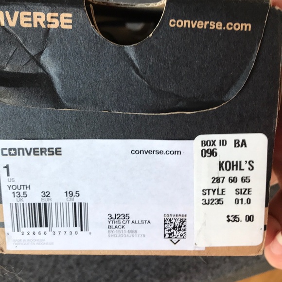 Used Condition Youth Converse Size 1 - Picture 1 of 2